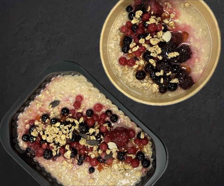 Super Berry Overnight Oats